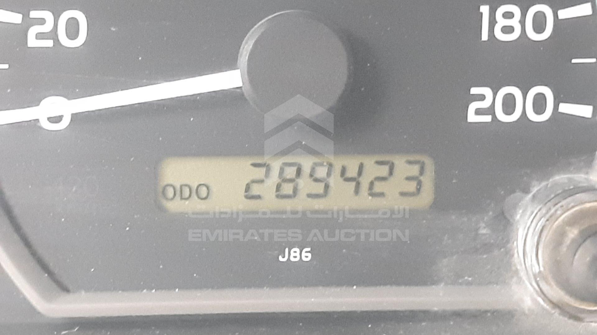 2012 TOYOTA LAND CRUISER VIN: JTFLU73J1C4530111