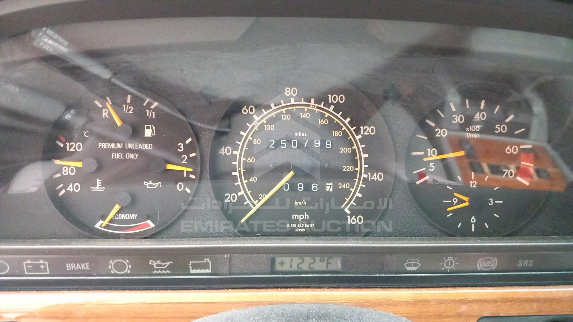 1991 MERCEDES SE 300 VIN: WDBCA24D7MA590747