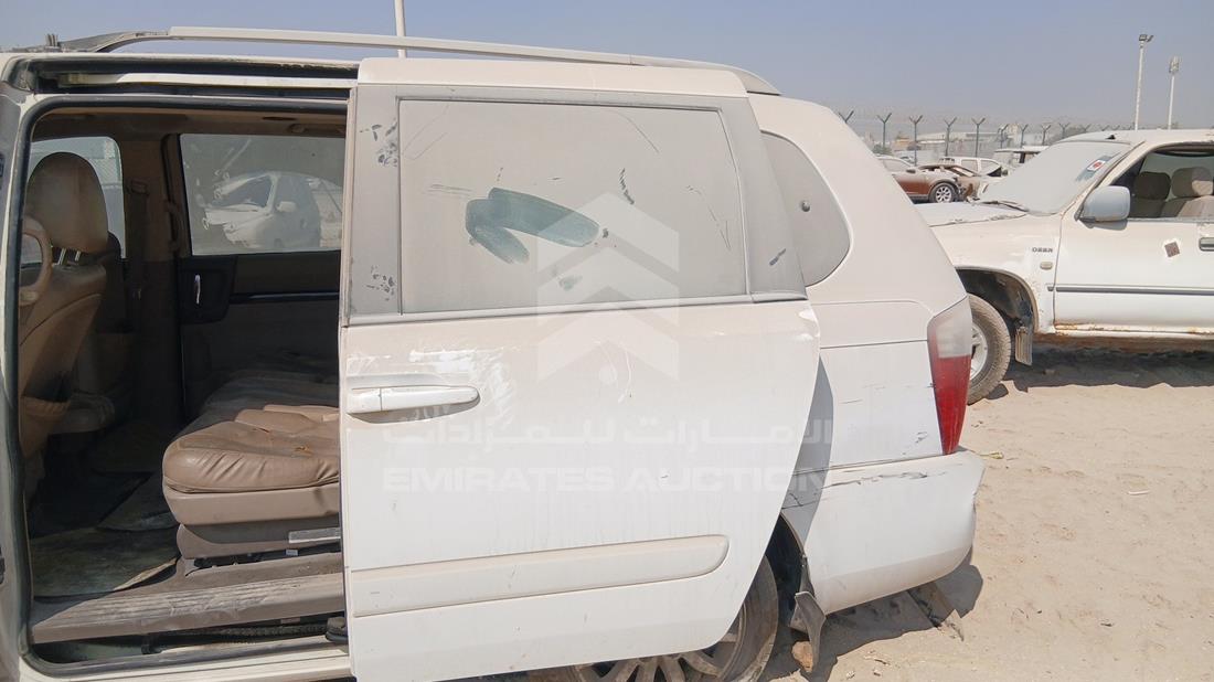 كيا كرنفال 2011 — الباب الخلفي الأيسر — صورة 18