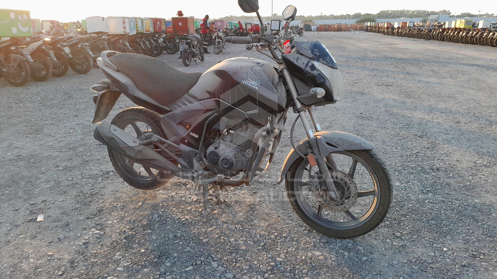 2017 HONDA UNICORN 160 VIN: ME4KC2066H8000067