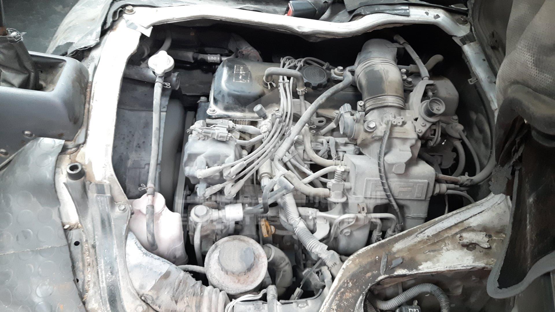 2003 TOYOTA HIACE VIN: JTCFR119537009974
