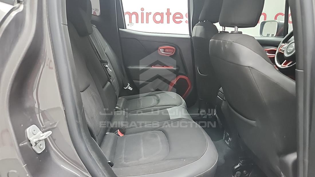 2016 Jeep RENEGADE — Rear Right Tyre — Photo 30