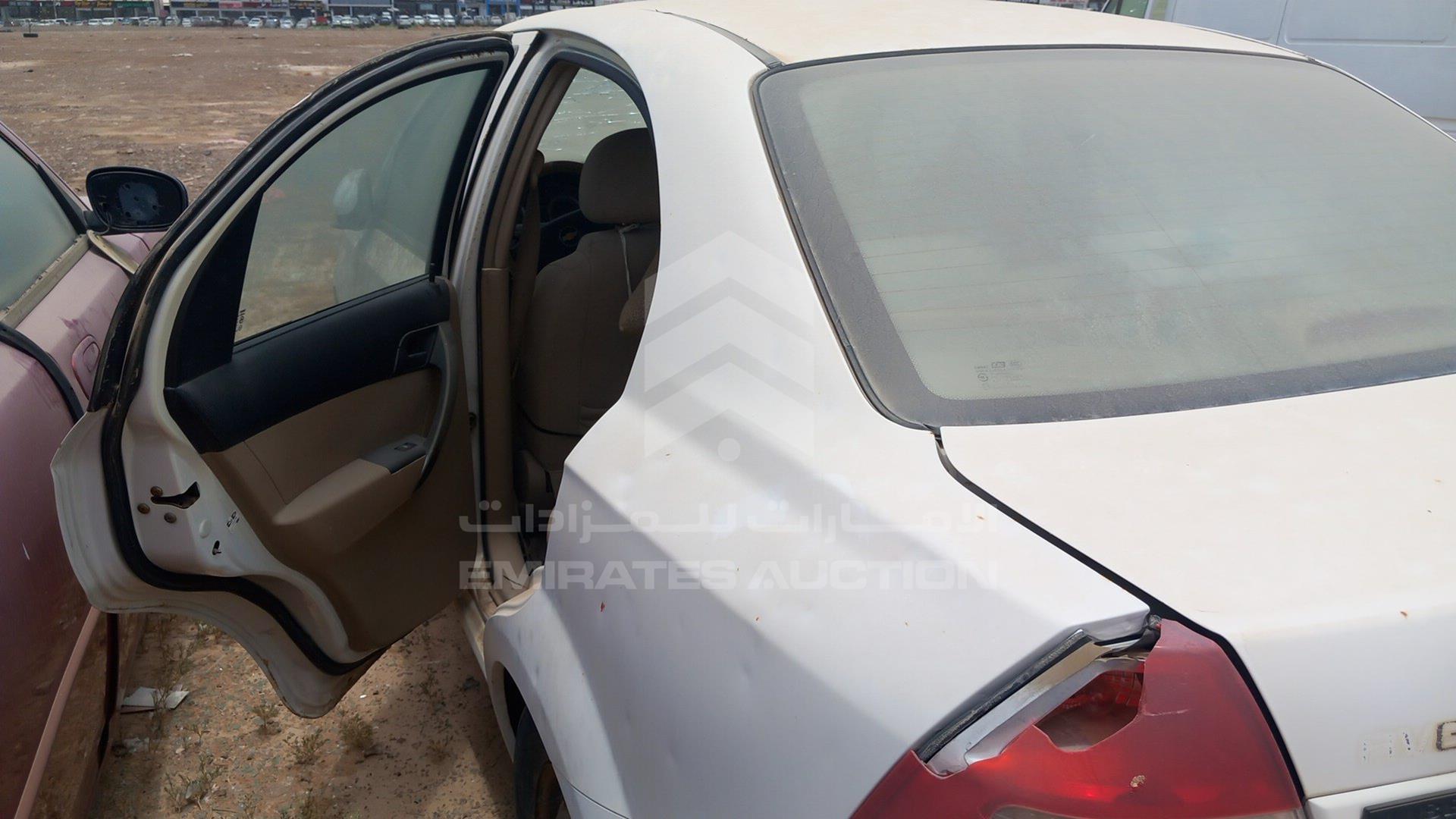 0 CHEVROLET --- VIN: KL1TJ587X7B028547
