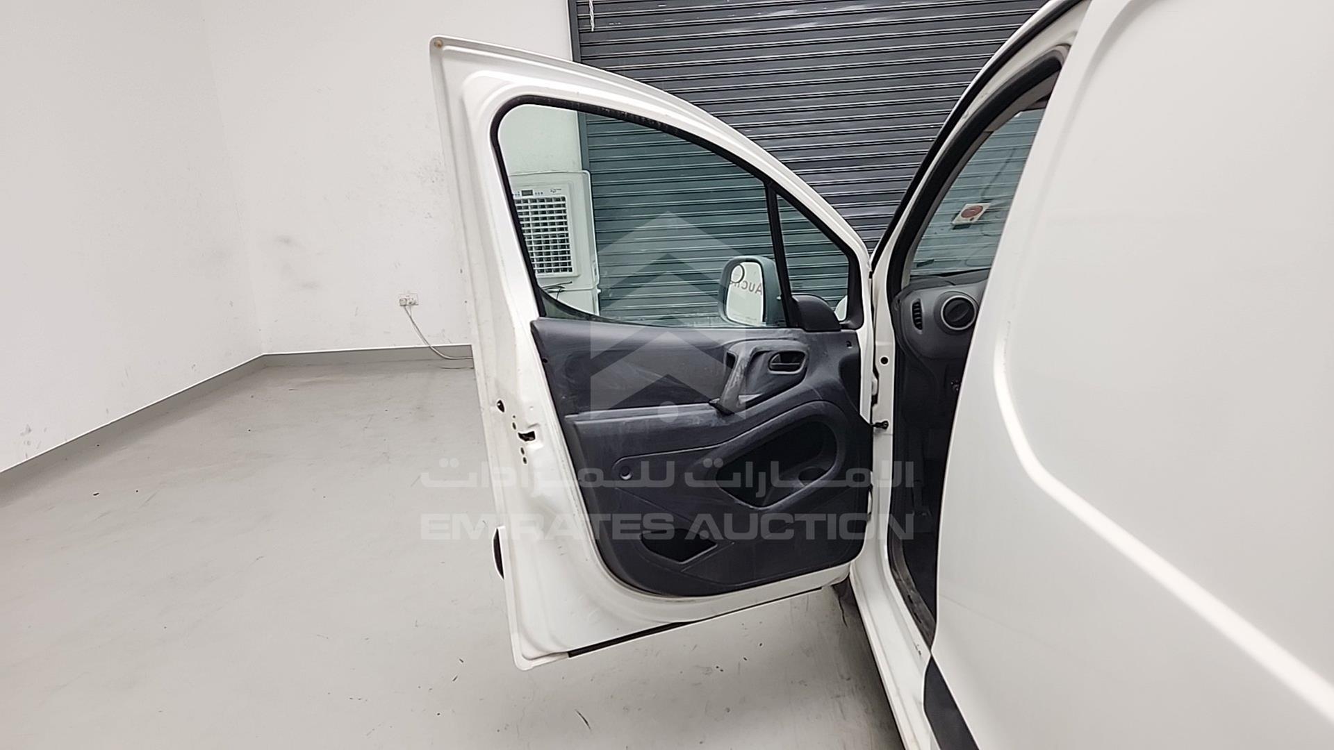 2015 PEUGEOT PARTNER VIN: VF37ANFU1FJ514905