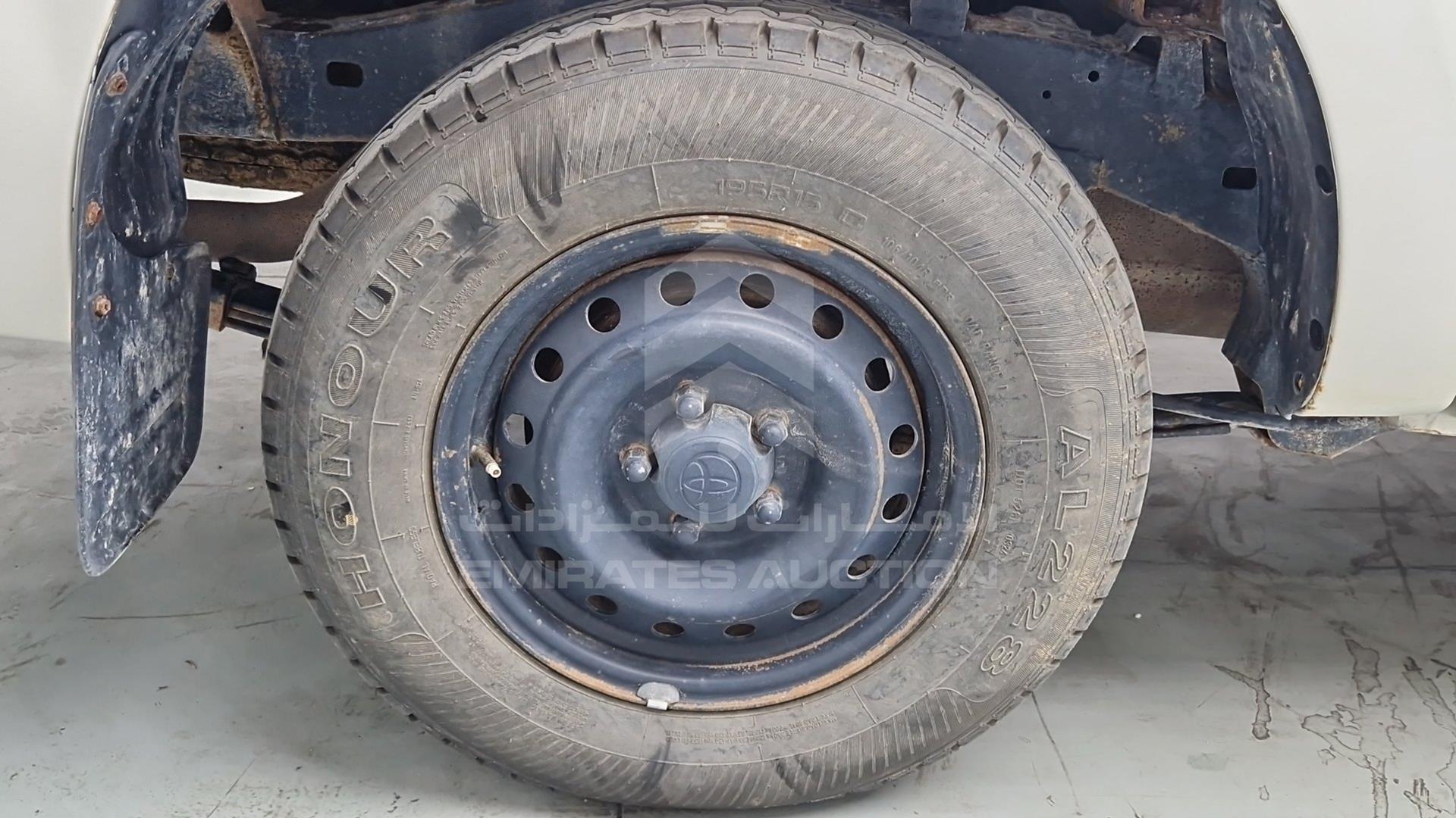 2015 TOYOTA HILUX VIN: MR0EX12G5F2354399