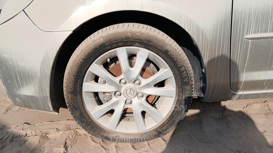 مازدا 3 2009 — الإطار الأمامي الأيسر — صورة 32