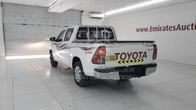 VIN: MR0CX9CD7L4036181 Auction: EmiratesAuction Lot: 385124 MR0CX9CD7L4036181 Toyota Hilux 2020 WHITE Photo 7