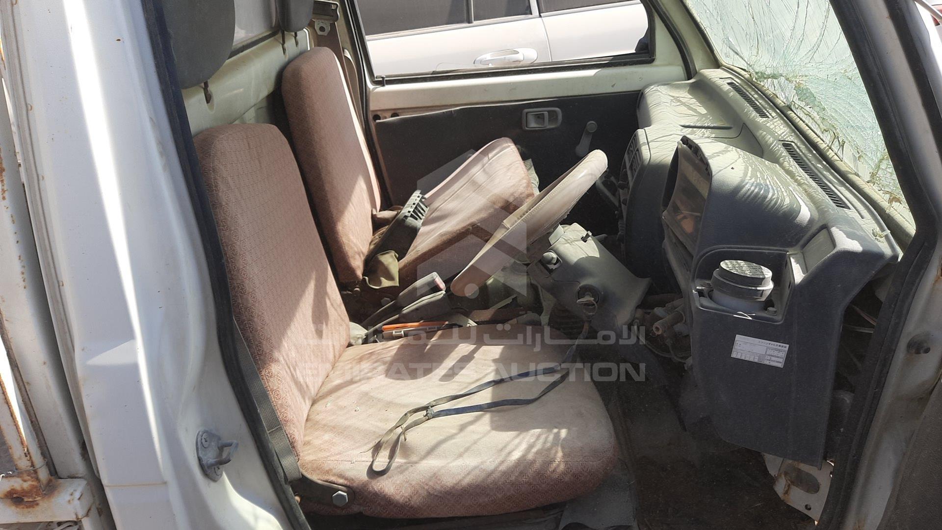 1996 DAIHATSU PICK UP VIN: S83P-145946