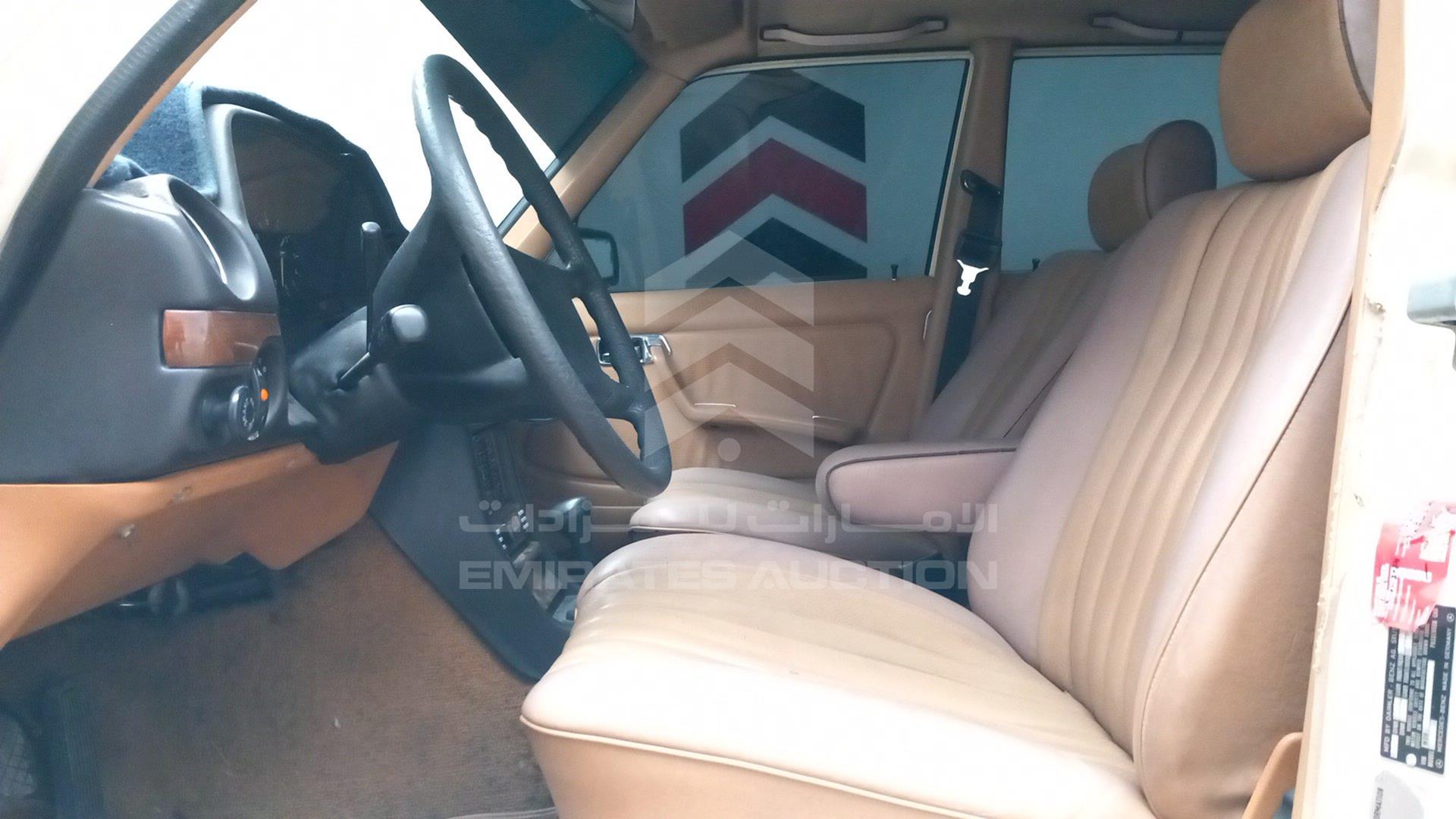 1980 MERCEDES D 300 VIN: WDB12313012183975