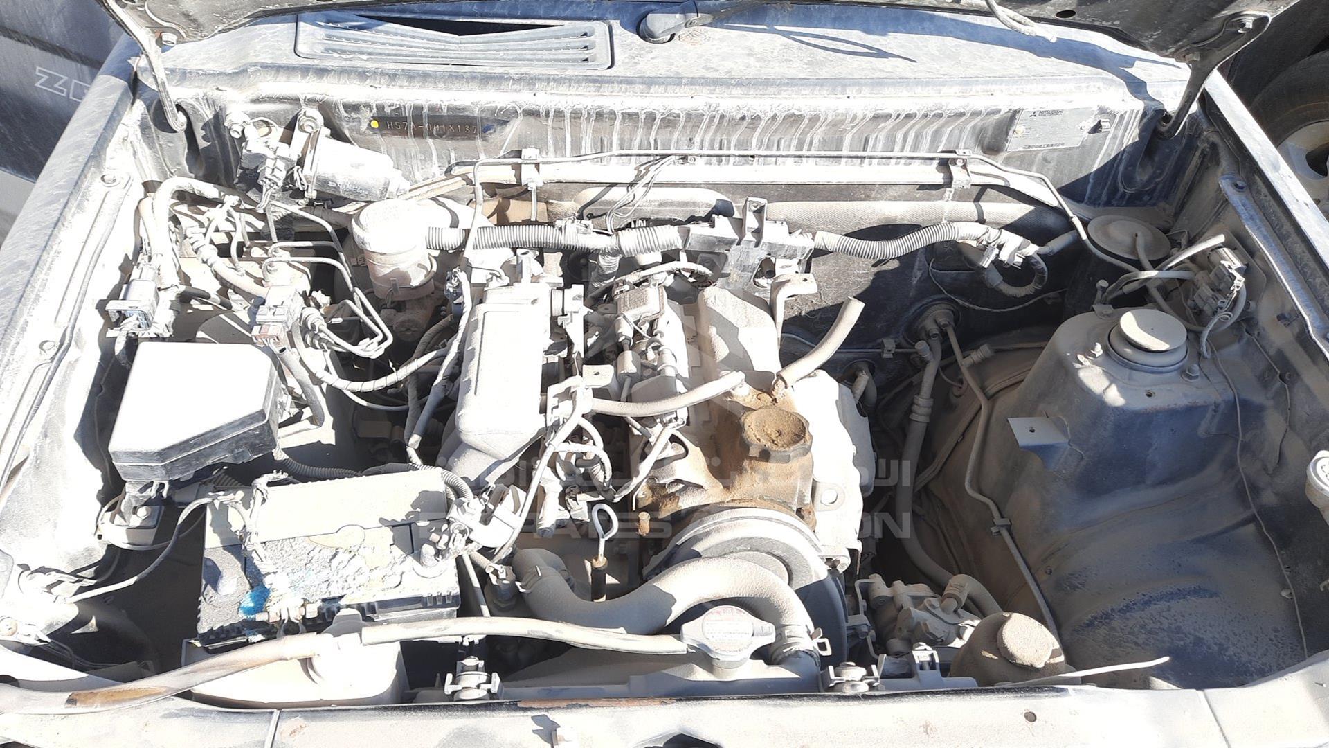 0 MITSUBISHI PAJERO VIN: H57A-0018137