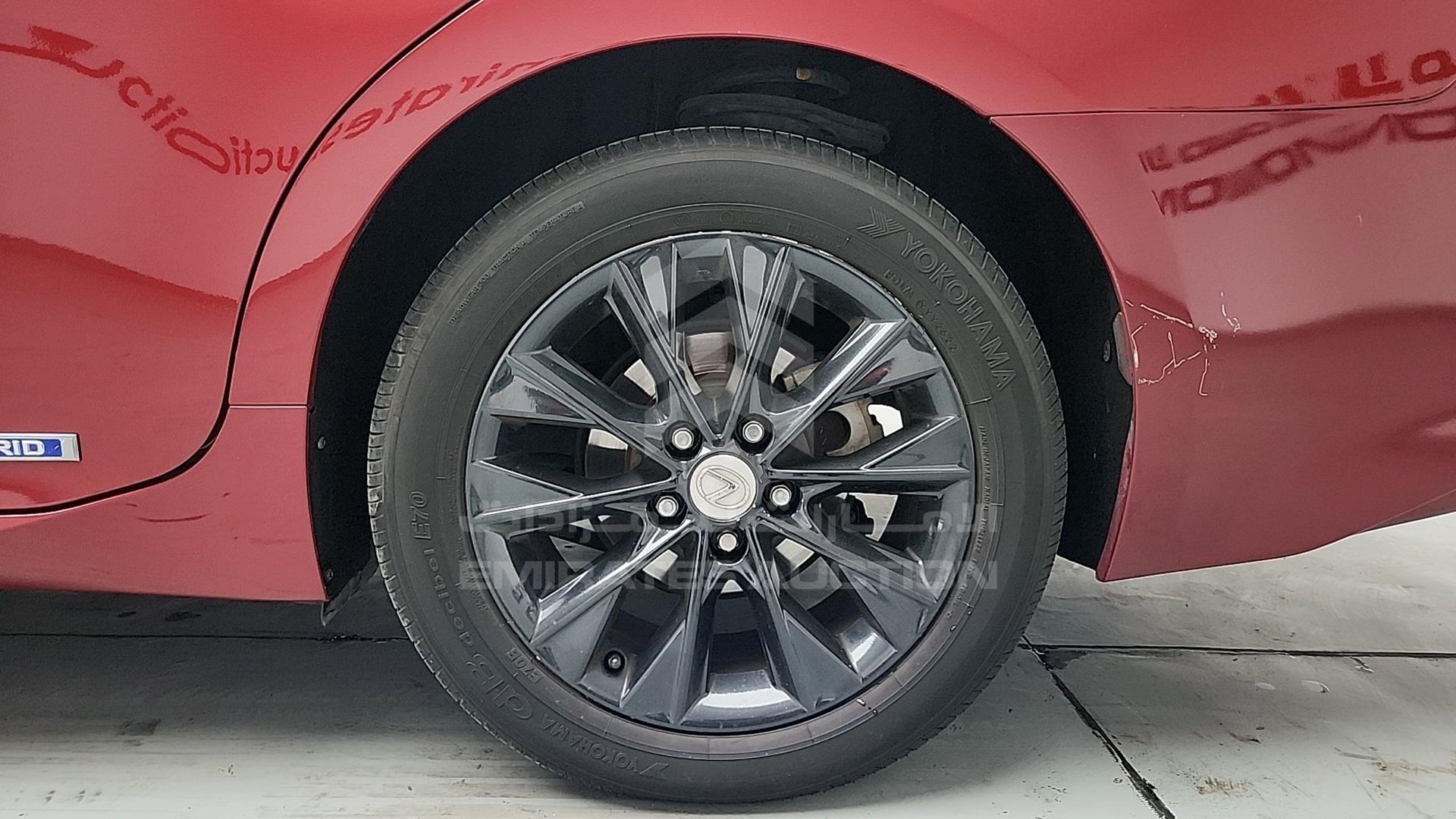 2014 LEXUS ES 300 VIN: JTHBW1GG2E2070075