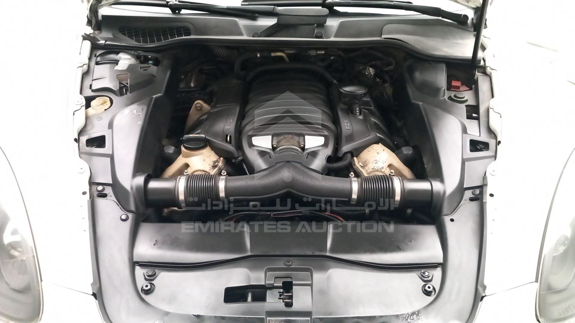 2012 PORSCHE CAYENNE VIN: WP1ZZZ92ZCLA51031