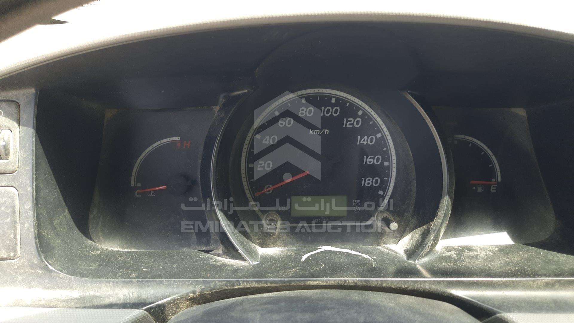 2010 TOYOTA HIACE VIN: JTGJX02PXA0030444