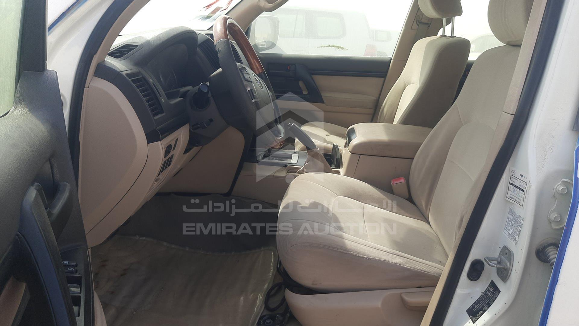 2013 TOYOTA LAND CRUISER VIN: JTMDU09J5D5065615
