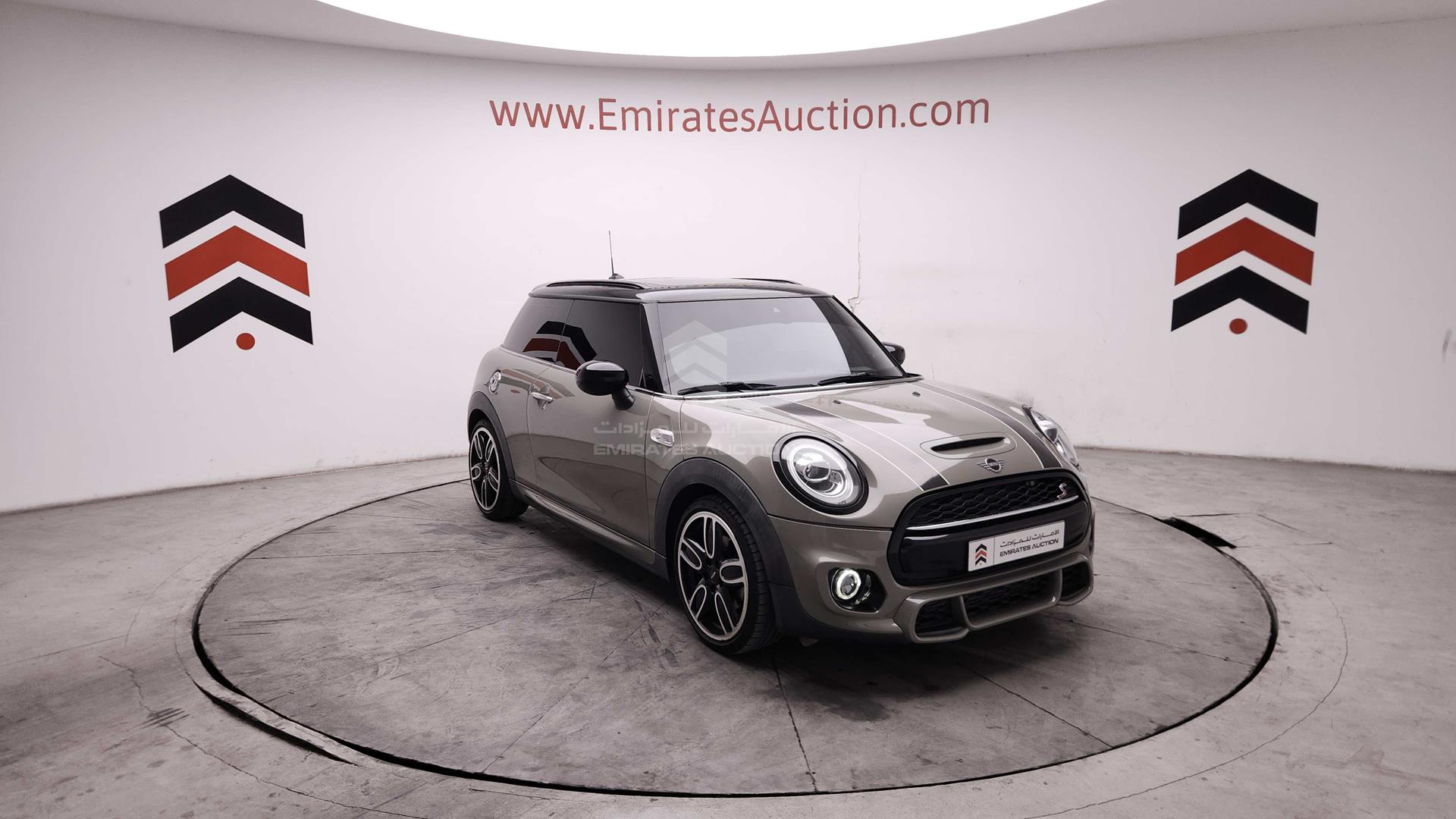 2021 MINI COOPER S VIN: WMWXR5A00M2N03907