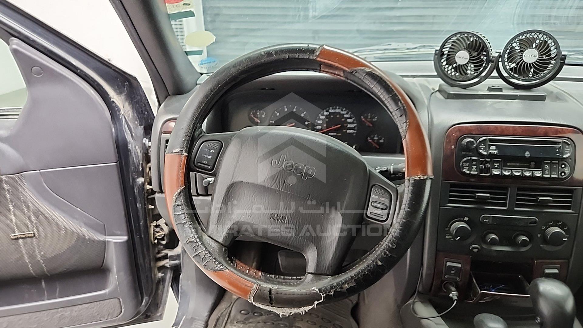 2000 JEEP GRAND CHEROKEE VIN: 1J4GWB8N5YY131019