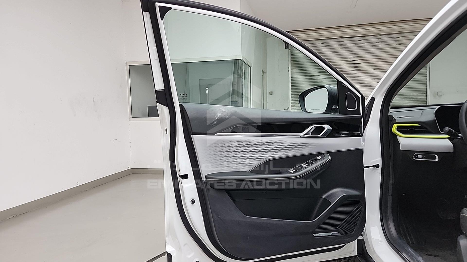 2024 GEELY COOLRAY VIN: LB3762KZ0RX505373