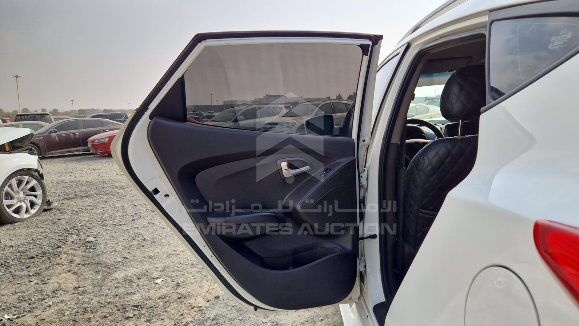 2013 HYUNDAI TUCSON VIN: KMHJT81B3DU674809