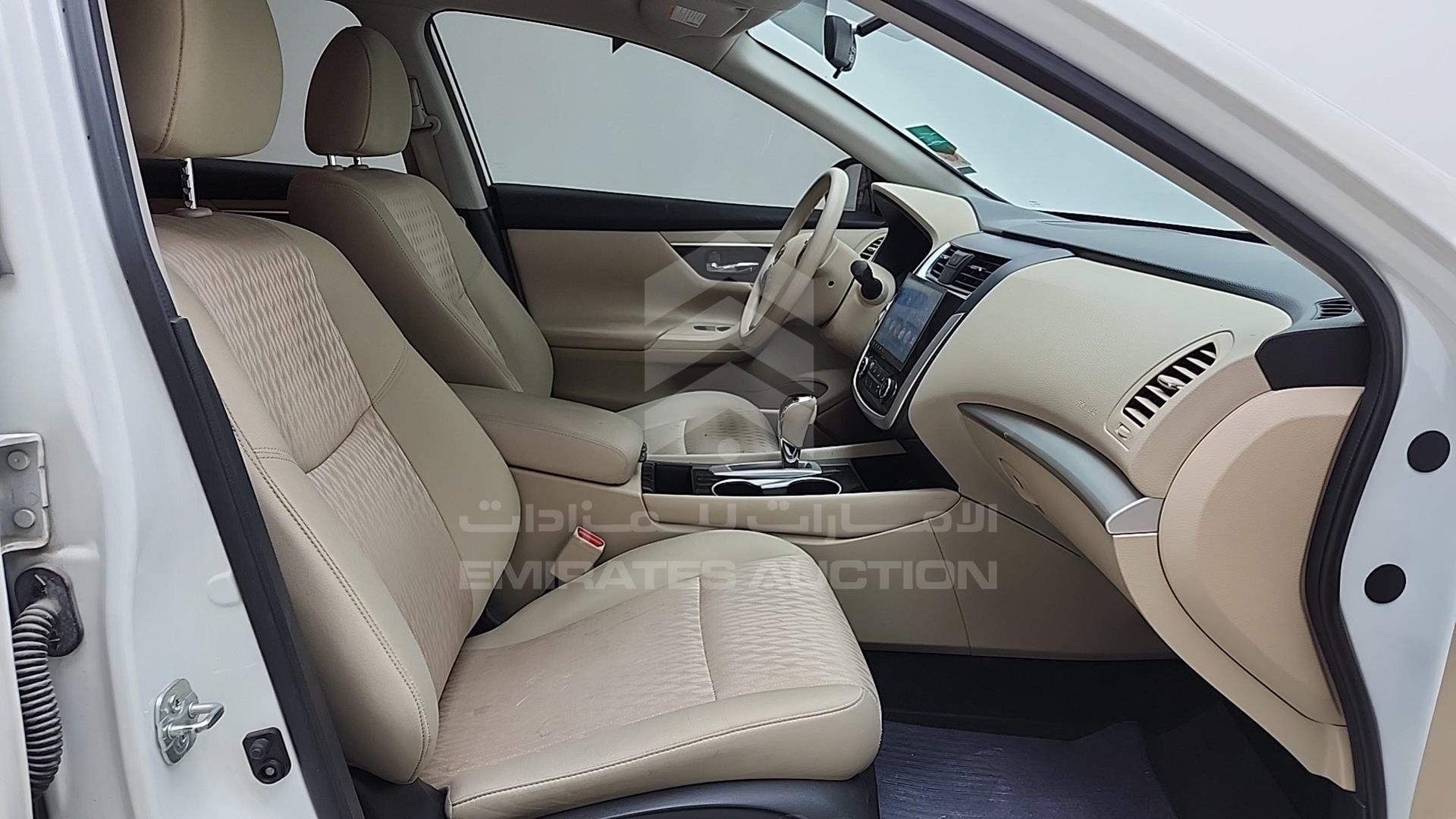 2018 NISSAN ALTIMA VIN: 1N4AL3A91JC203091