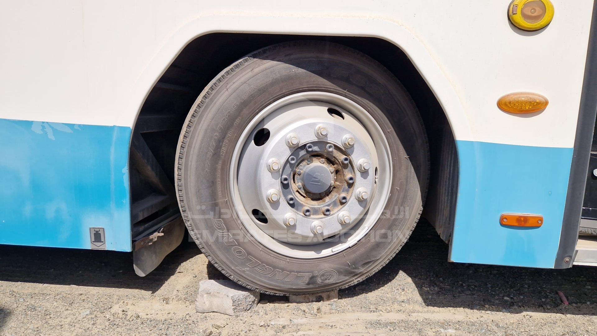 2017 FOTON BUS VIN: LVCB4LED8HG052178