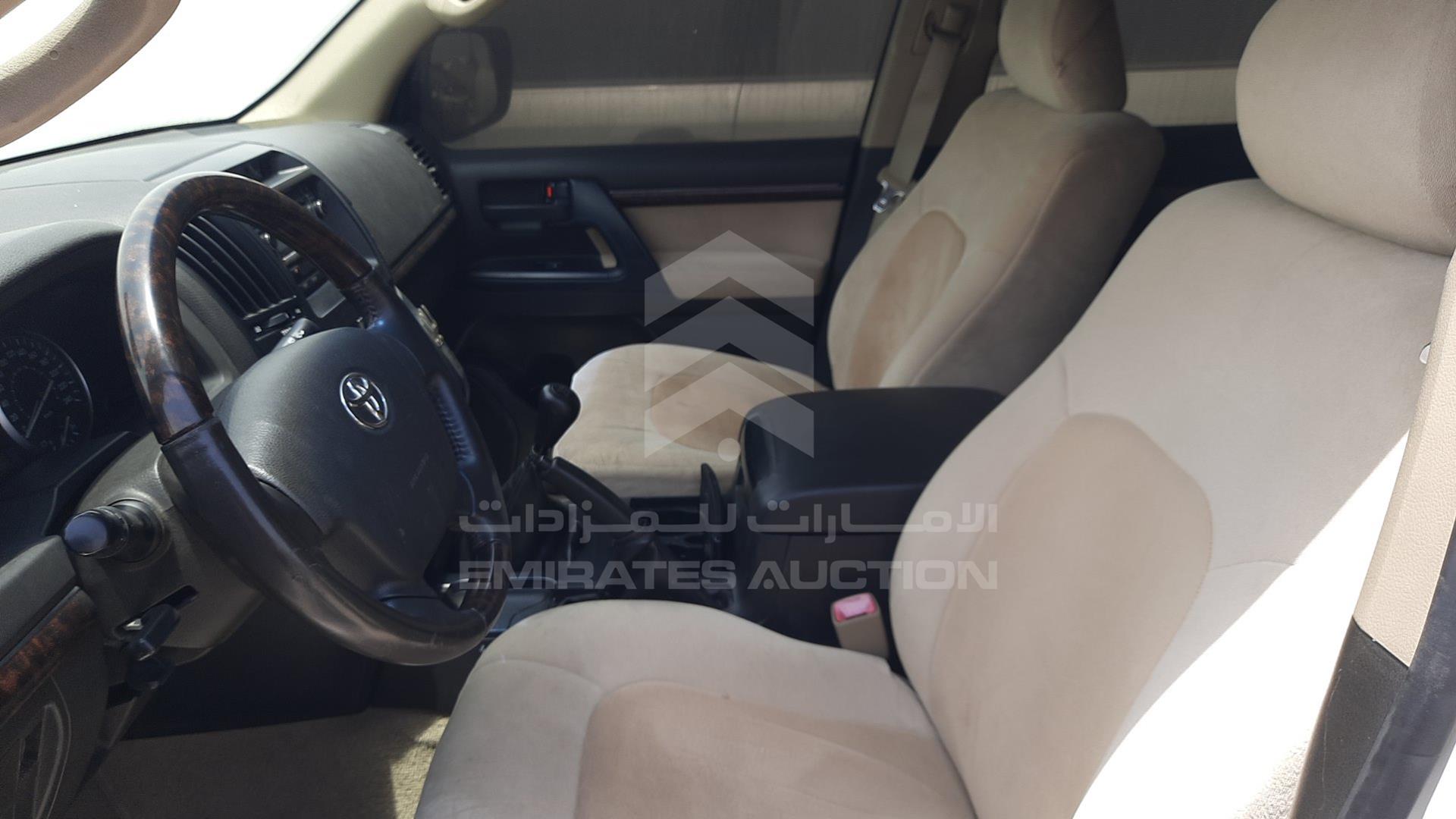 2010 TOYOTA LAND CRUISER VIN: JTMHU09J9A5037720