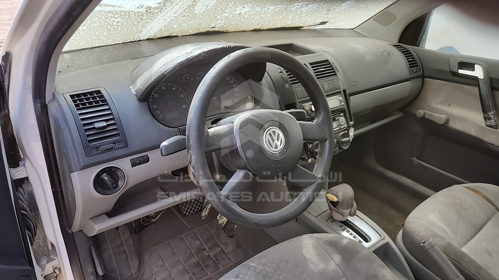 2005 VOLKSWAGEN POLO VIN: WVWAF19N05Y029322