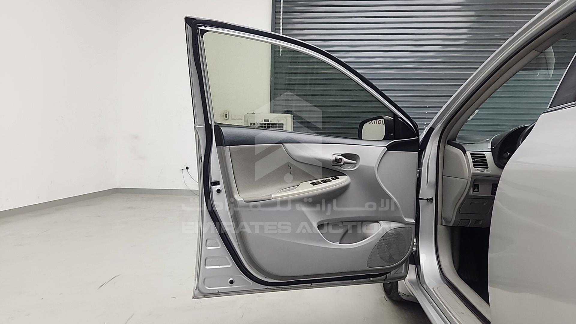 2013 TOYOTA COROLLA VIN: RKLBC42EXD5313777