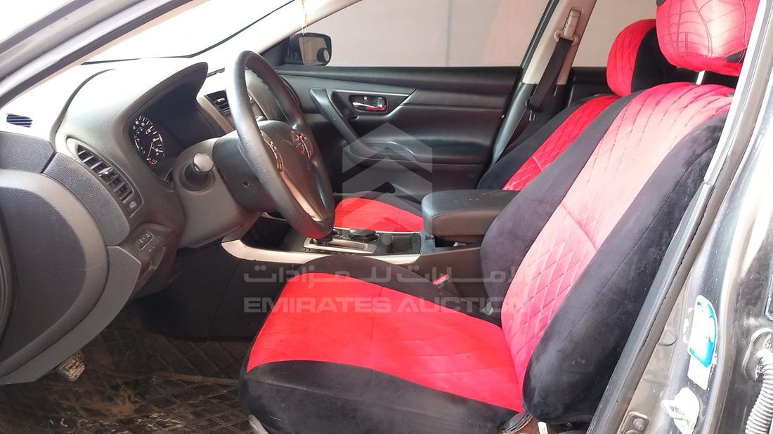 2015 Nissan Altima — Front Left Driver Seat View — Photo 13