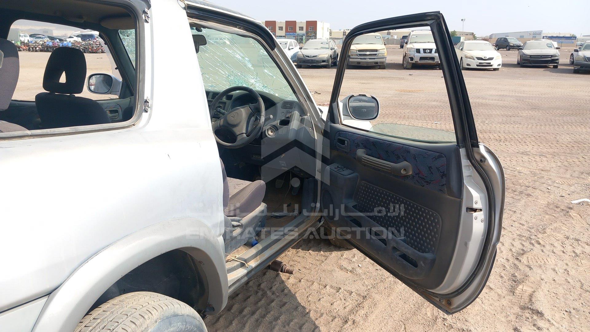 2001 TOYOTA RAV-4 VIN: SXA10-0190757