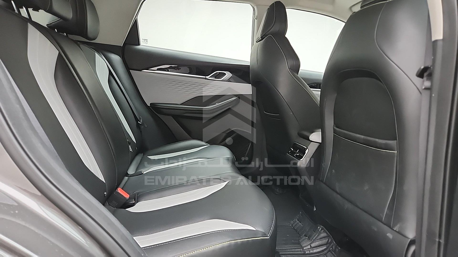 2024 GEELY COOLRAY VIN: LB3762KZ1RX505480