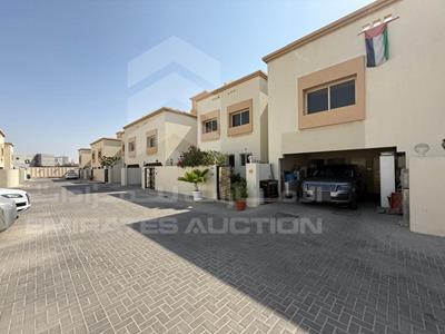 Compound Villas