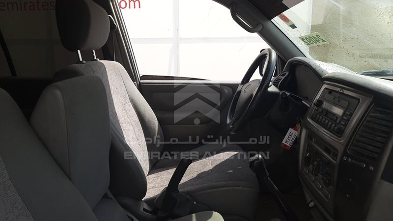VIN: JTGHJ01J473010873 Auction: EmiratesAuction Lot: 342856 JTGHJ01J473010873 Toyota Land Cruiser 2007 WHITE Photo 12