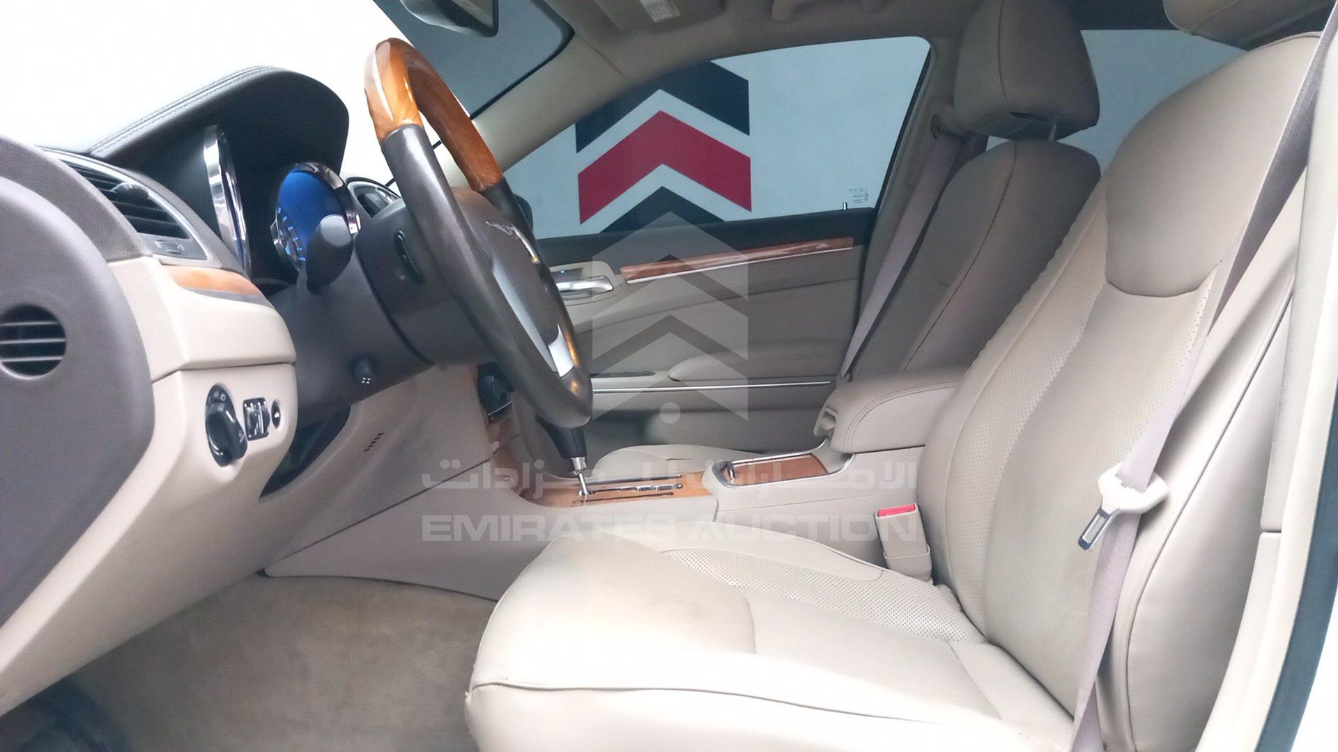 2013 CHRYSLER 300 C VIN: 2C3CCAET8DH644333