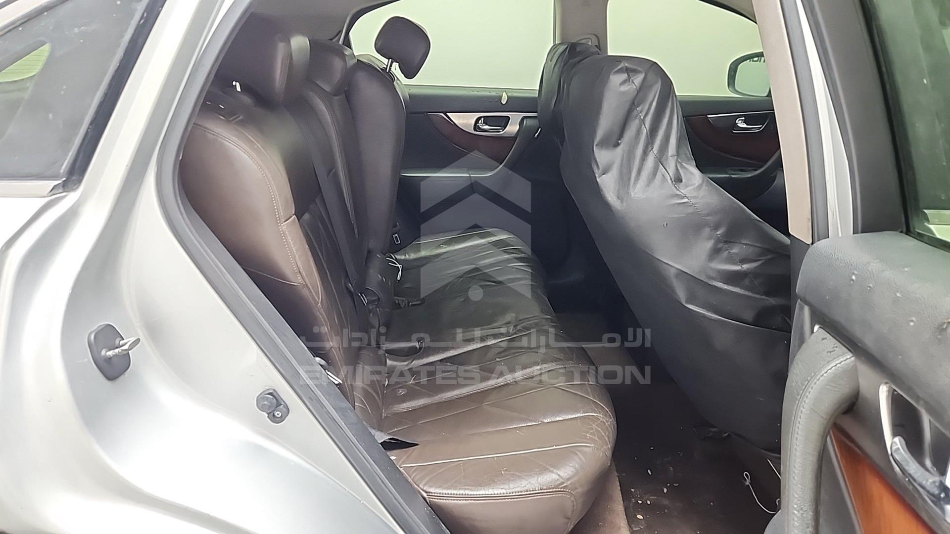 2010 INFINITI FX 35 VIN: JNRAS15Y1AM520107