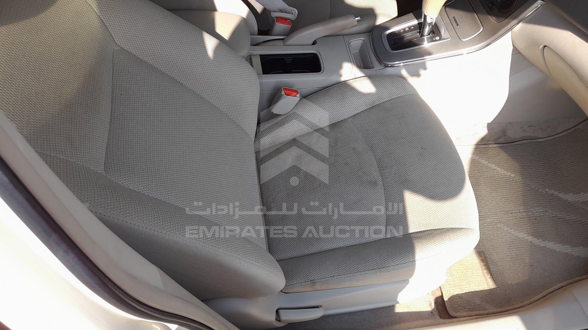 2015 NISSAN TIIDA VIN: MNTBC2C92F6008234