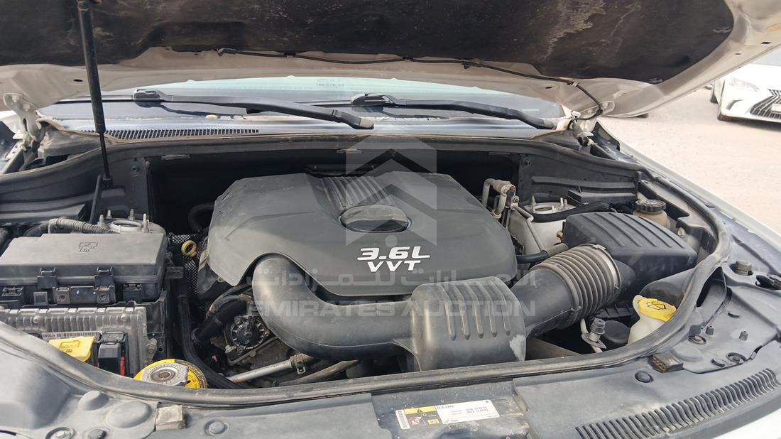 2014 Jeep Grand Cherokee — Engine Bay — Photo 32