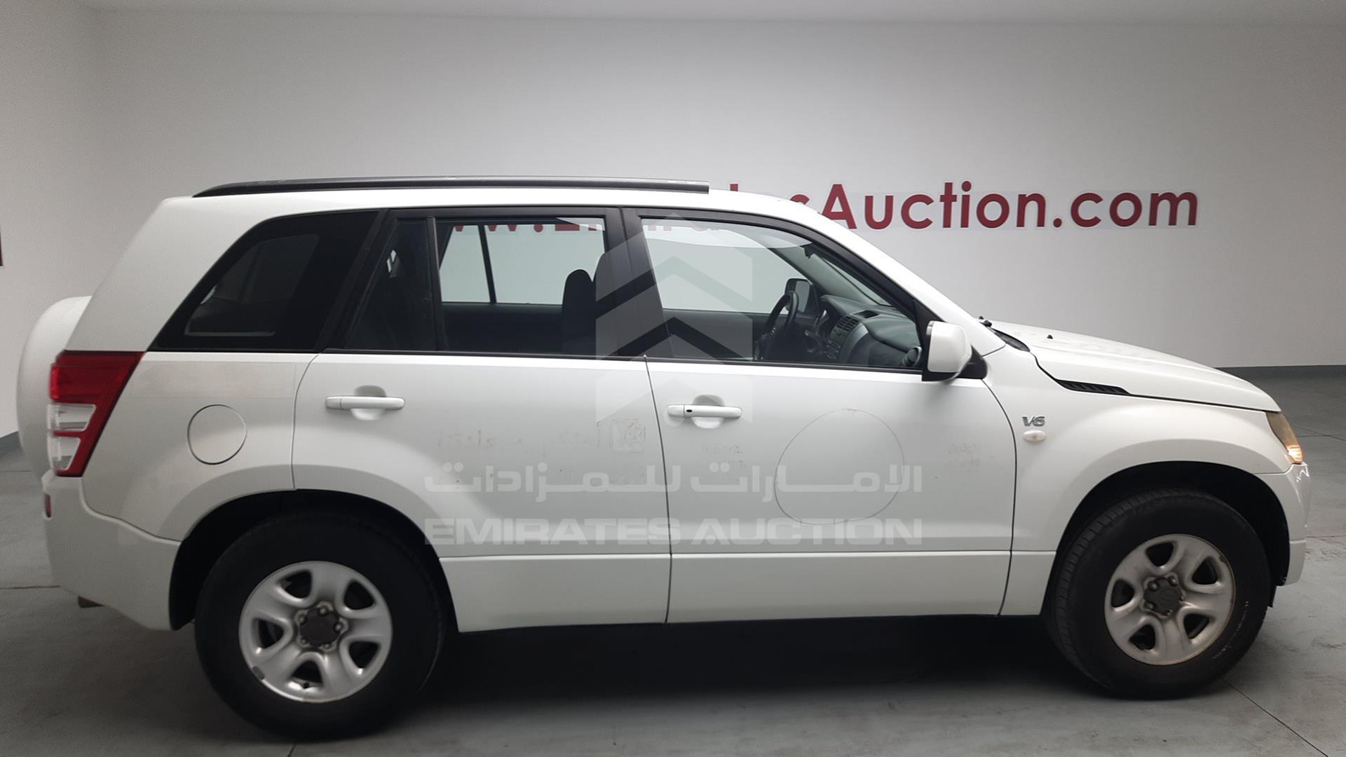 2008 SUZUKI GRAND VITARA VIN: JS3TD94V284110047