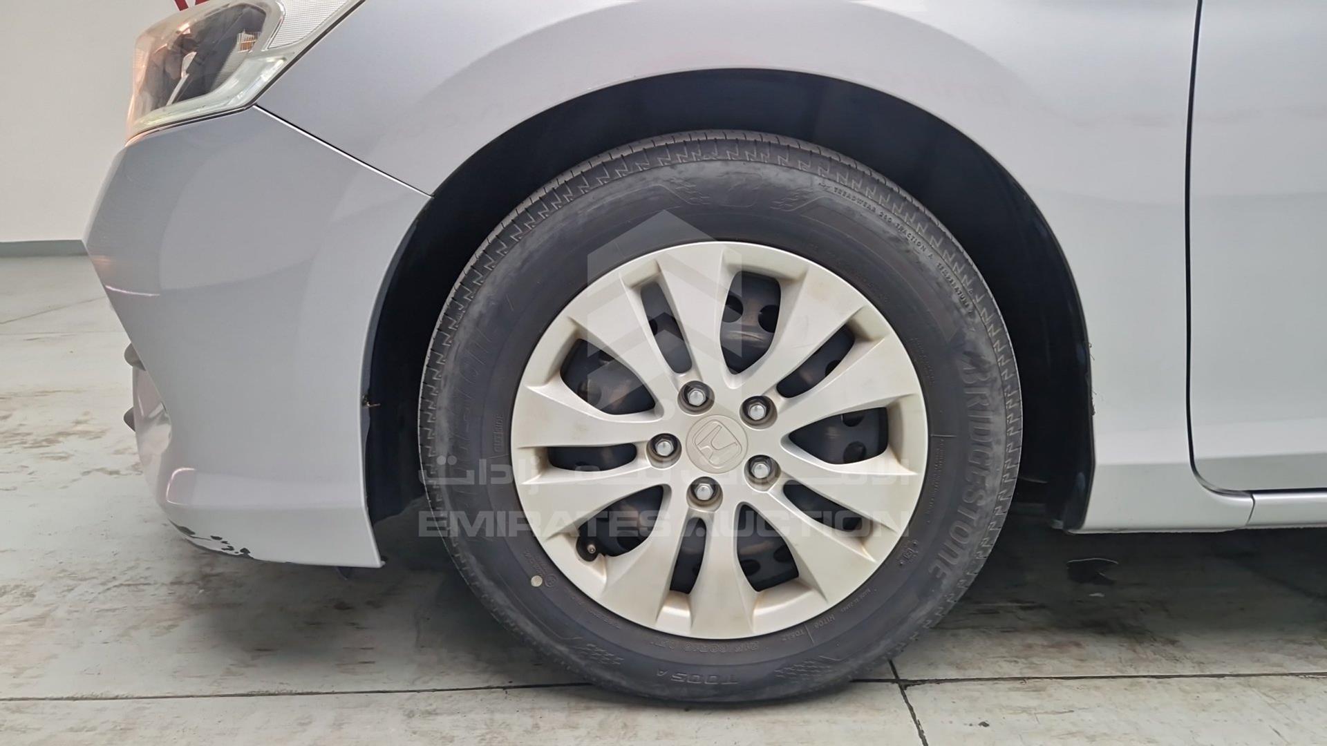 2017 HONDA ACCORD VIN: 1HGCR2613HA606401