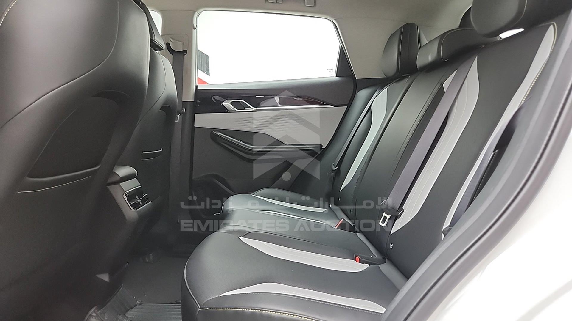2024 GEELY COOLRAY VIN: LB3762KZ7RX505399