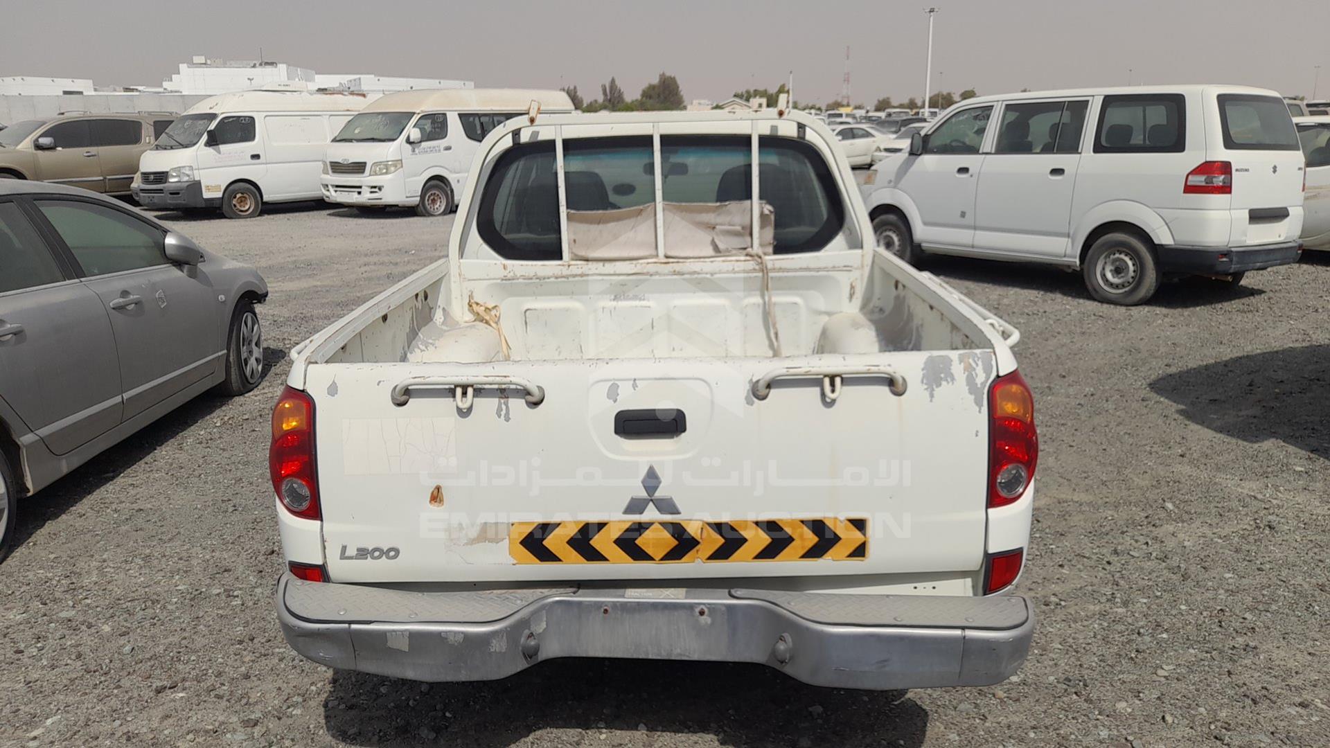 2013 MITSUBISHI L 200 VIN: MMBJNKA50DD019912