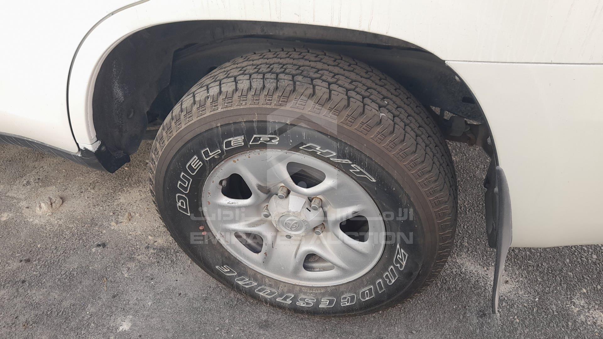 2013 TOYOTA LAND CRUISER VIN: JTMDU09J0D5064971