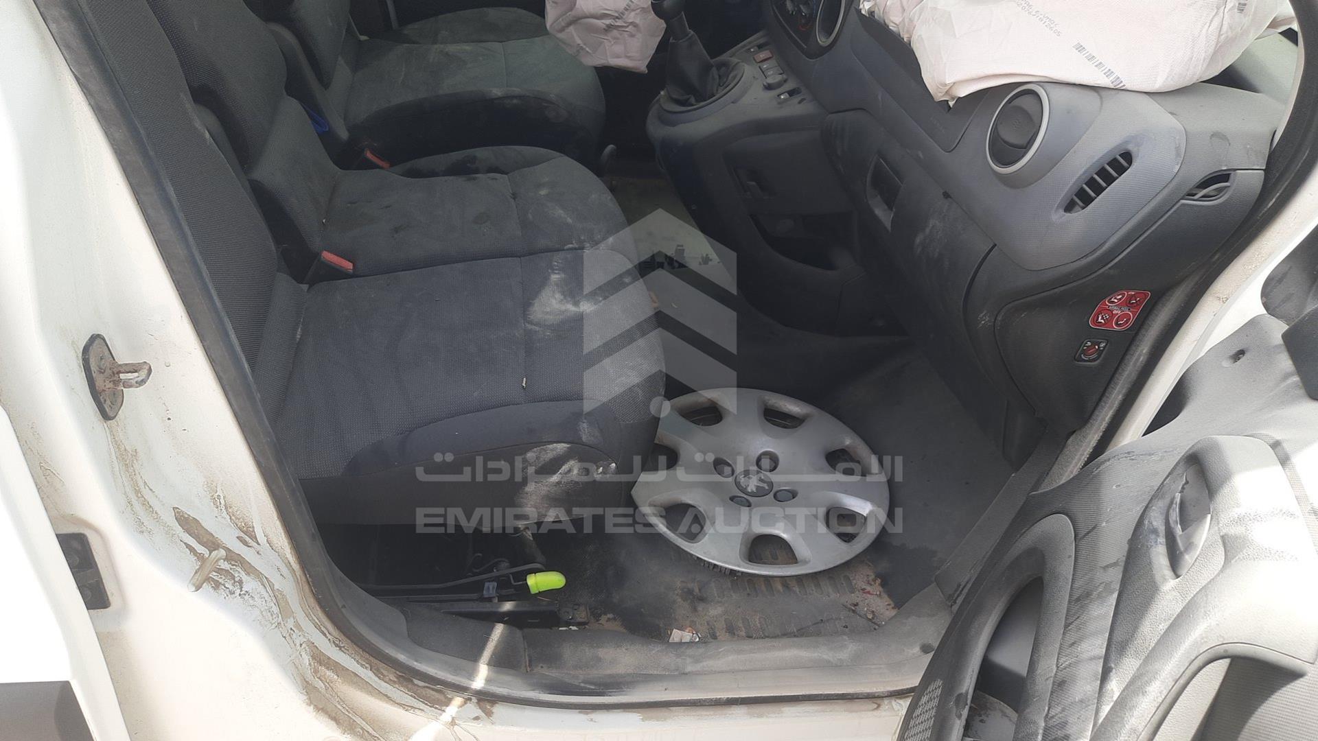 2019 PEUGEOT PARTNER VIN: VF37FNFU6KJ513499