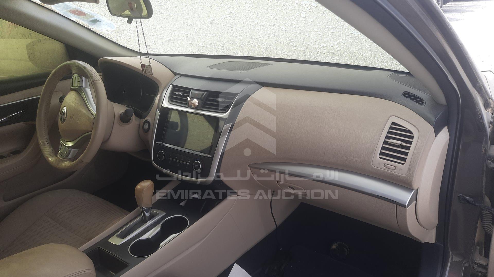 2017 NISSAN ALTIMA VIN: 1N4AL3A9XHC106708
