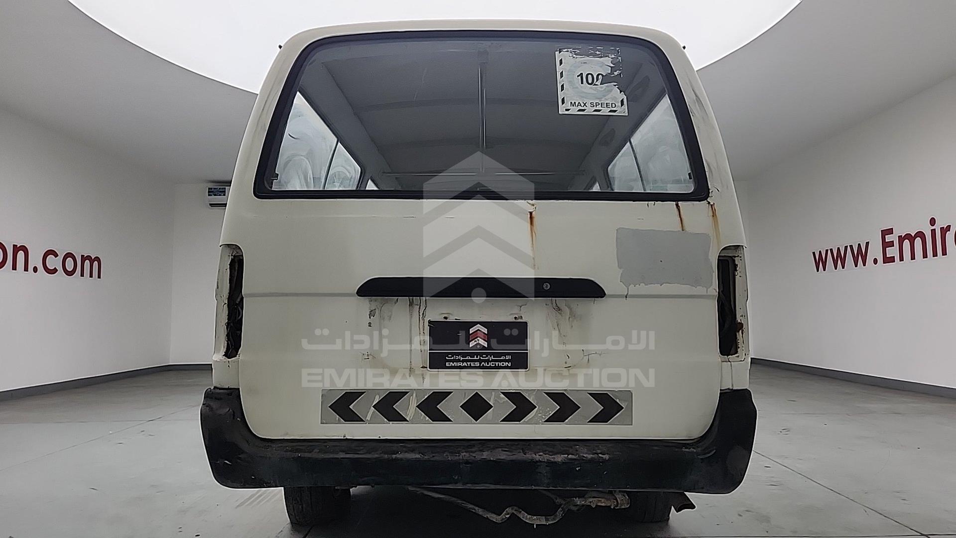 1996 TOYOTA HIACE VIN: RZH1150002818