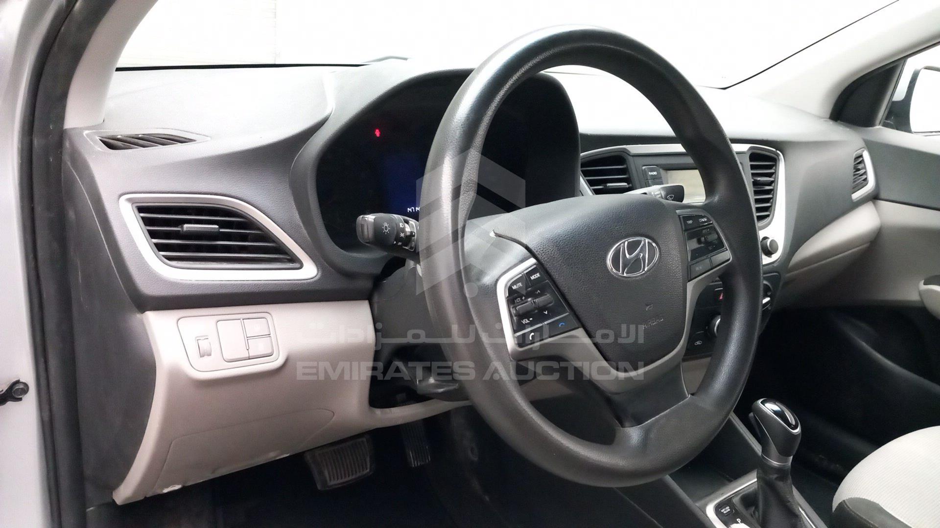 2019 HYUNDAI ACCENT VIN: MALC741C3KM105441