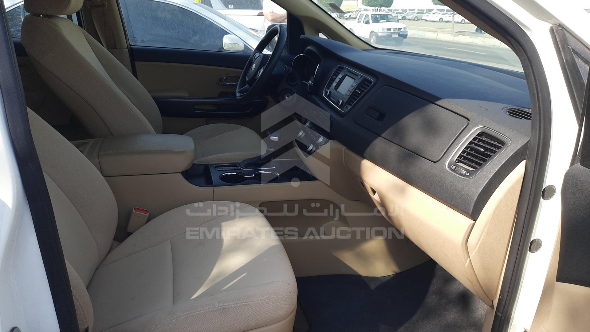 2020 KIA CARNIVAL VIN: KNAMB8126L6638052