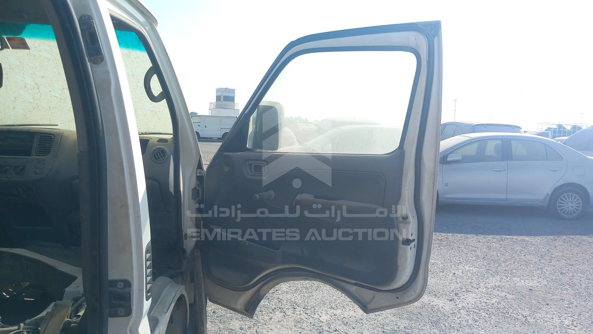 2004 NISSAN URVAN VIN: JN6FE54S04X415947