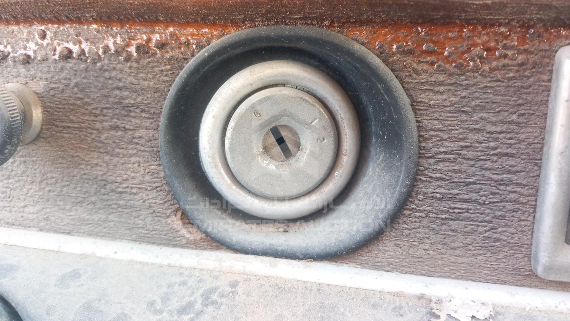 0 MERCEDES --- VIN: ZUNDF0LGE15486372