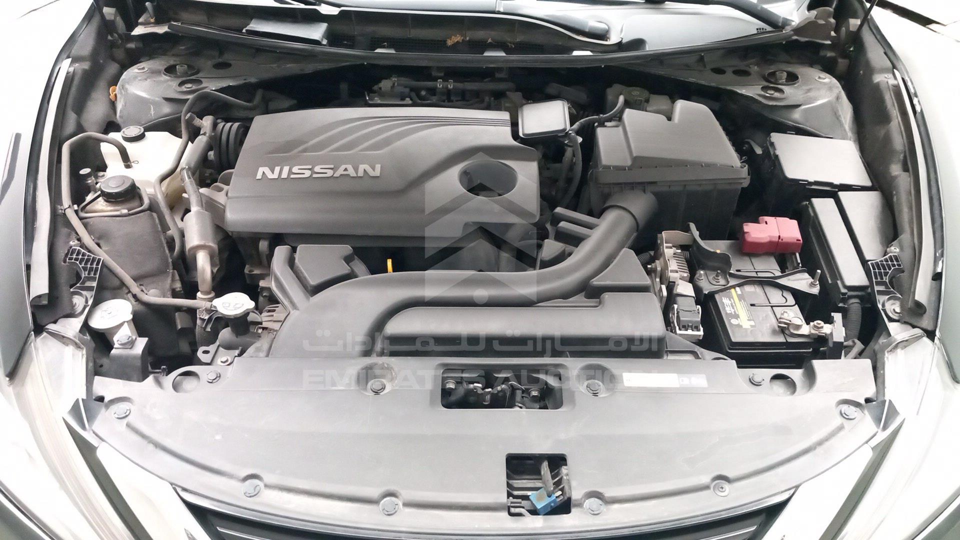 2017 NISSAN TEANA VIN: LGBF5AE09HR312960