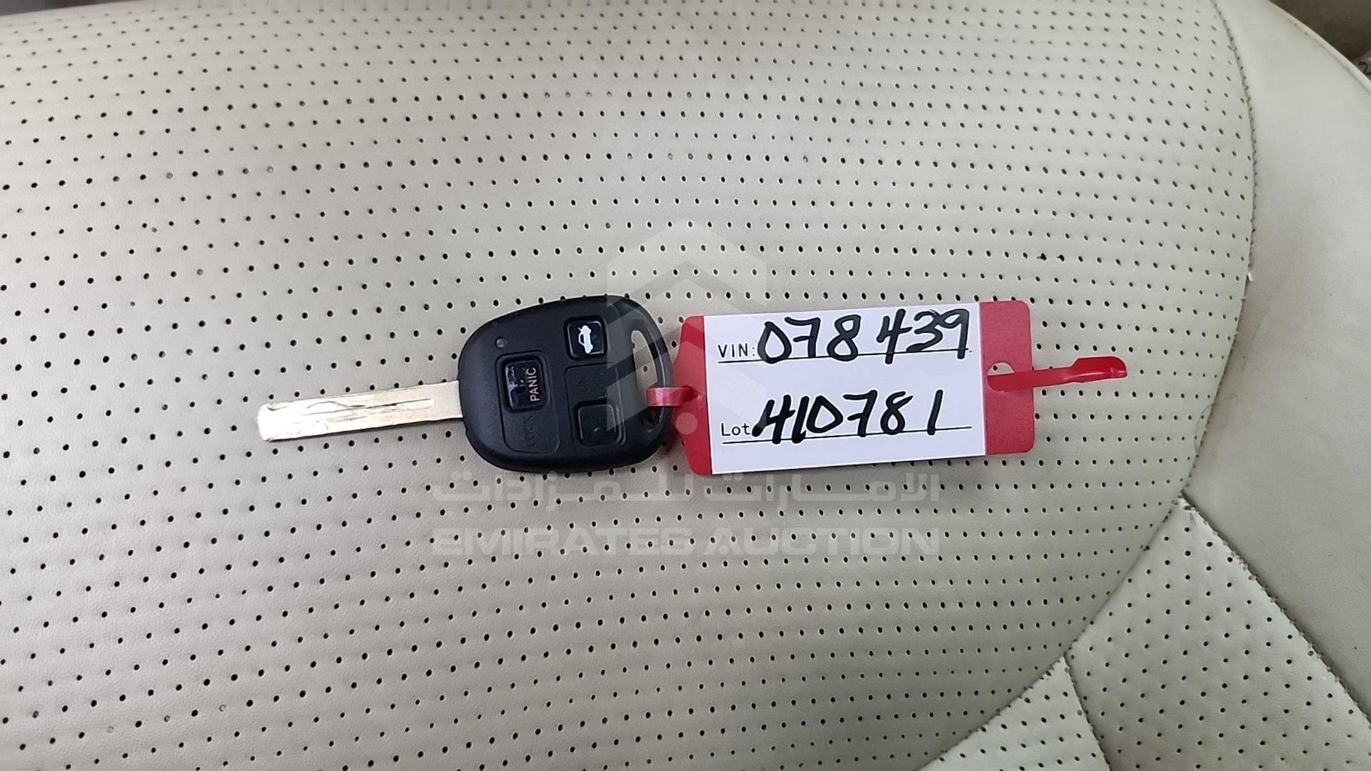 2002 LEXUS LS 430 VIN: JTHBN30F020078439
